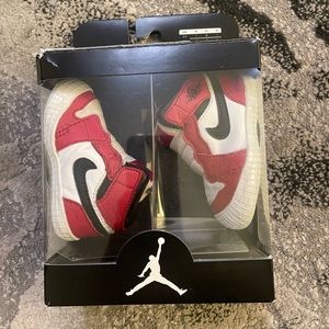 Jordan 1 Crib Bootie 2C